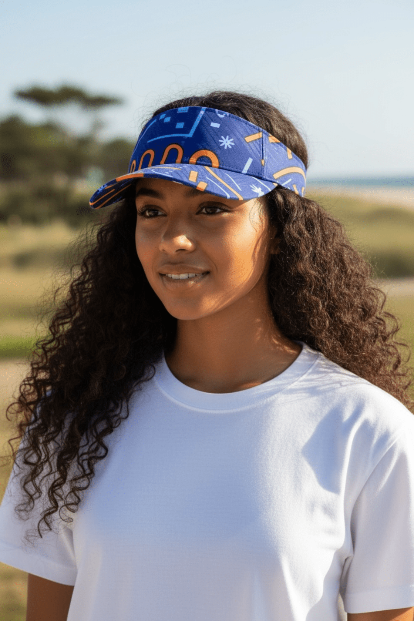 Visière Nola – Visière en wax bleu et orange avec élastique - makomie