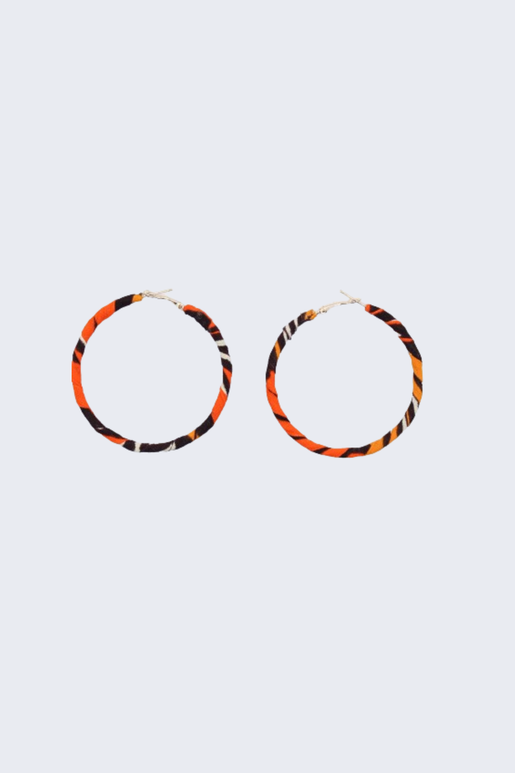 Boucles d'oreilles créoles en tissu wax coloré - fait main par Makomie