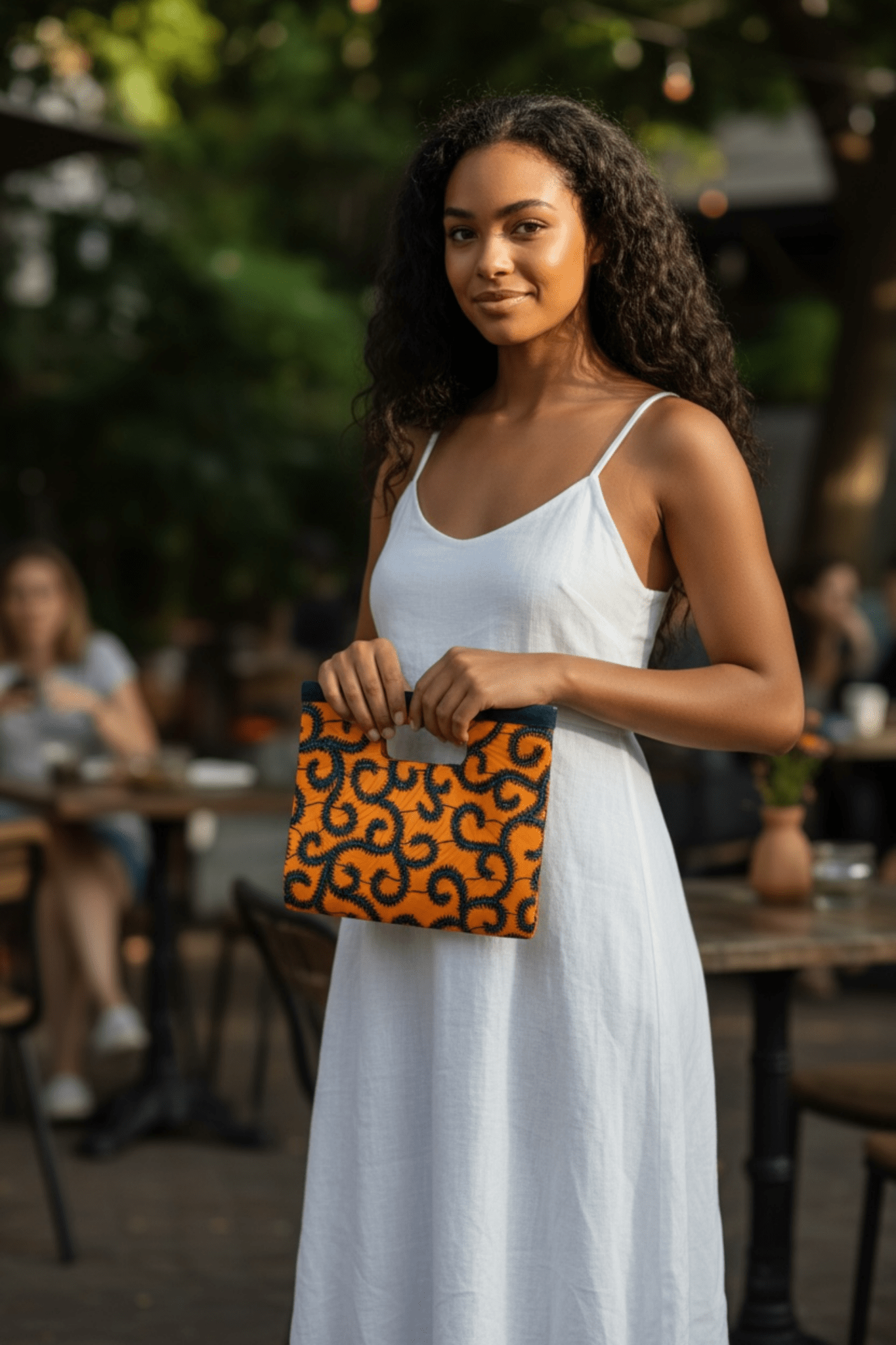 Pochette DITA en wax africain orange – Accessoire élégant fait main - makomie