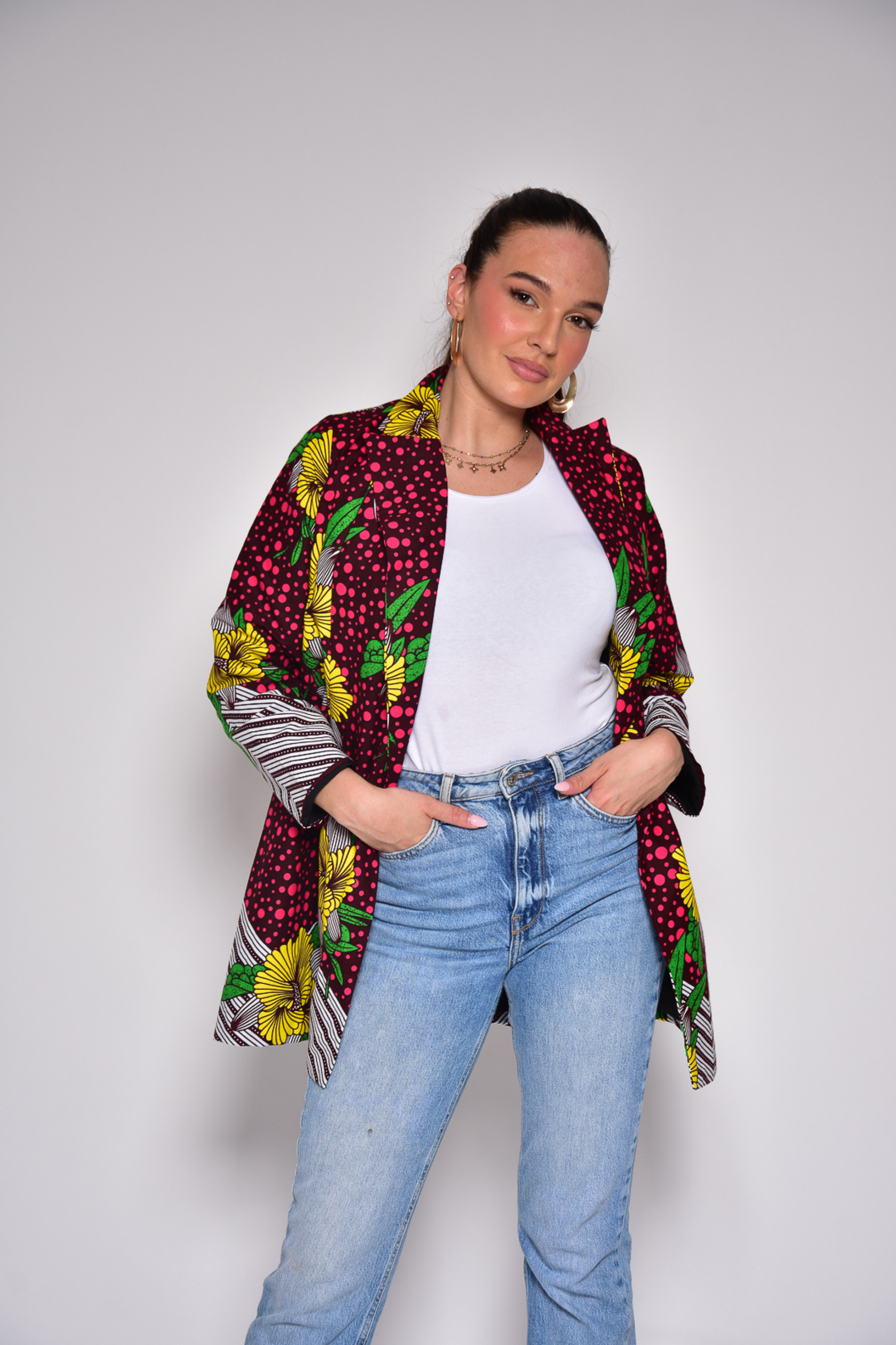 Veste KETIA en wax africain fleuri fait main , blazer artisanal Makomie