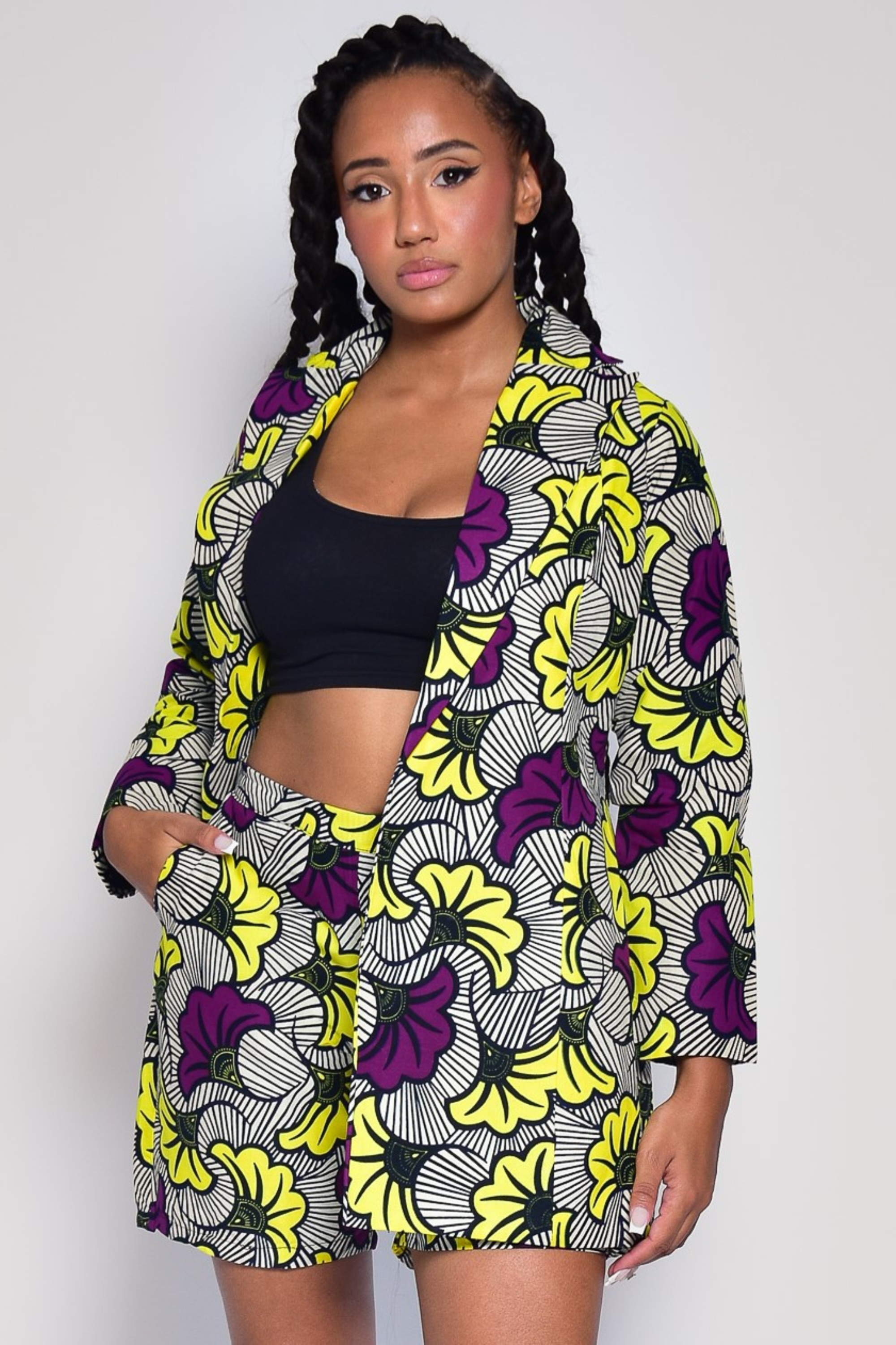 Veste en tissu wax jaune motif fleurs – vêtement africain fait main par Makomie